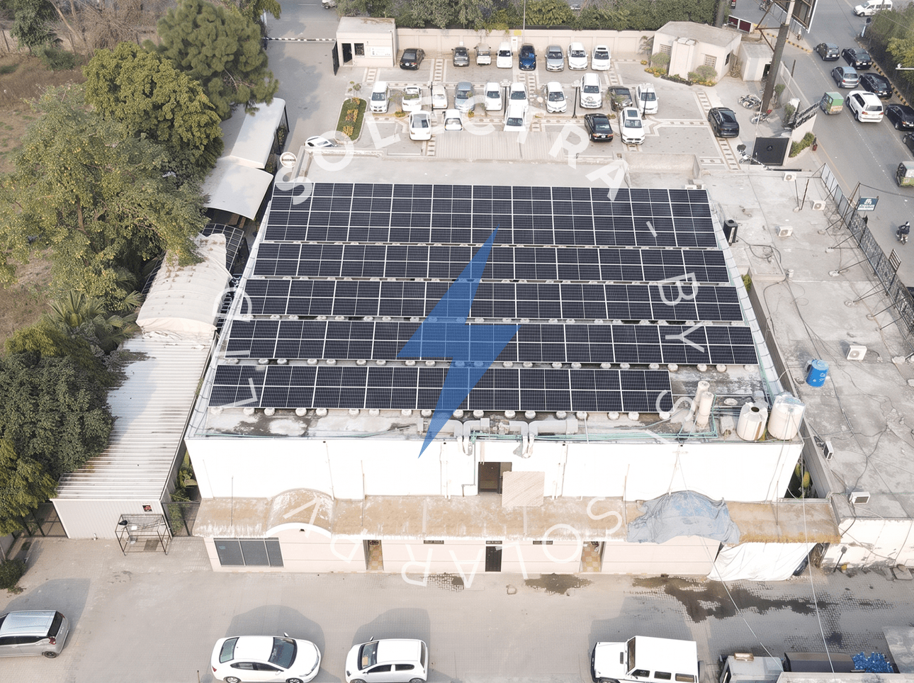 LG Hotel, Garhi Shahu – 200KW